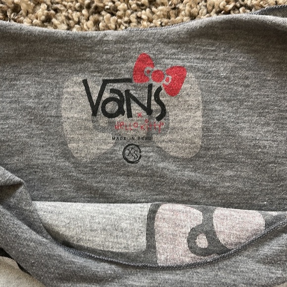 VANS x HELLO KITTY Cold Shoulder Shirt - Picture 6 of 6